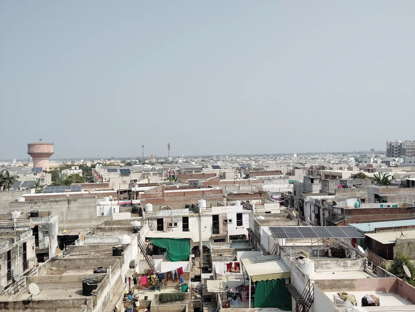 Residential rooftop solar arrays in Mehsana, Gujarat